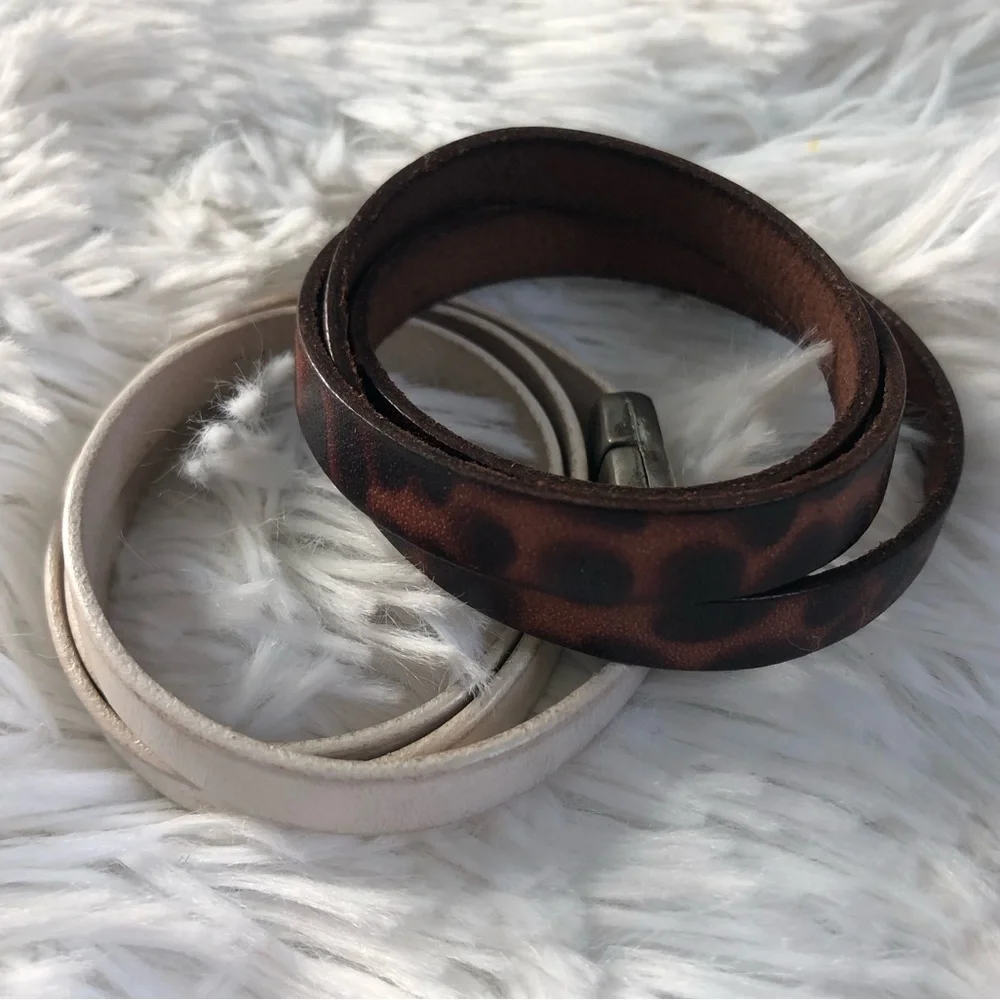 🩶5/$30 Brown Leopard and White Leather Wrap Bracelets with Silver Clasp